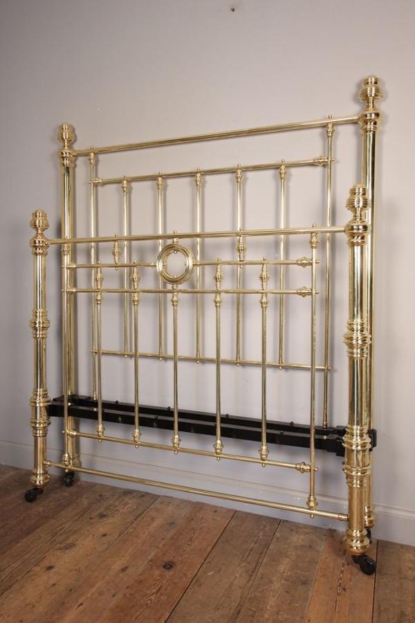 Superb Victorian Brass Double Bed (4 ft 6
