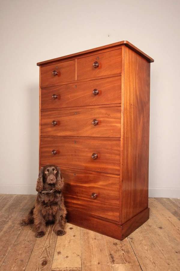 Country House Mahogany Chest of Drawers