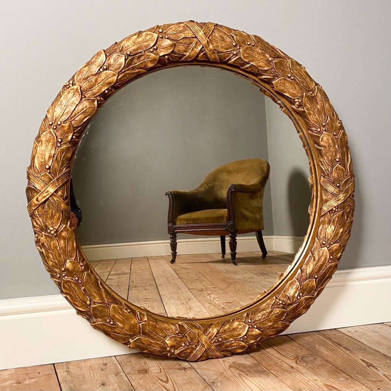 Stunning 19th Giltwood Wreath Mirror