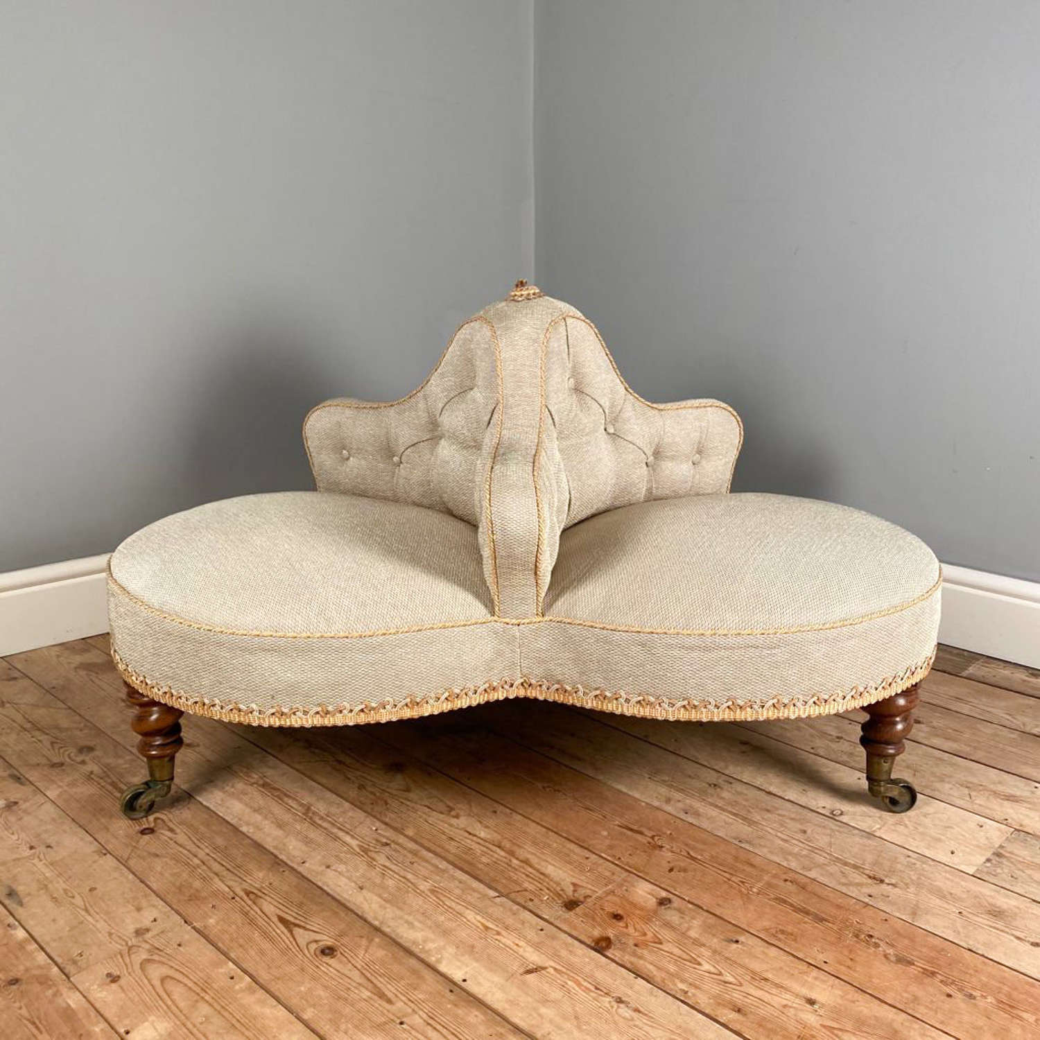 19th Century Cloverleaf Conversation Seat
