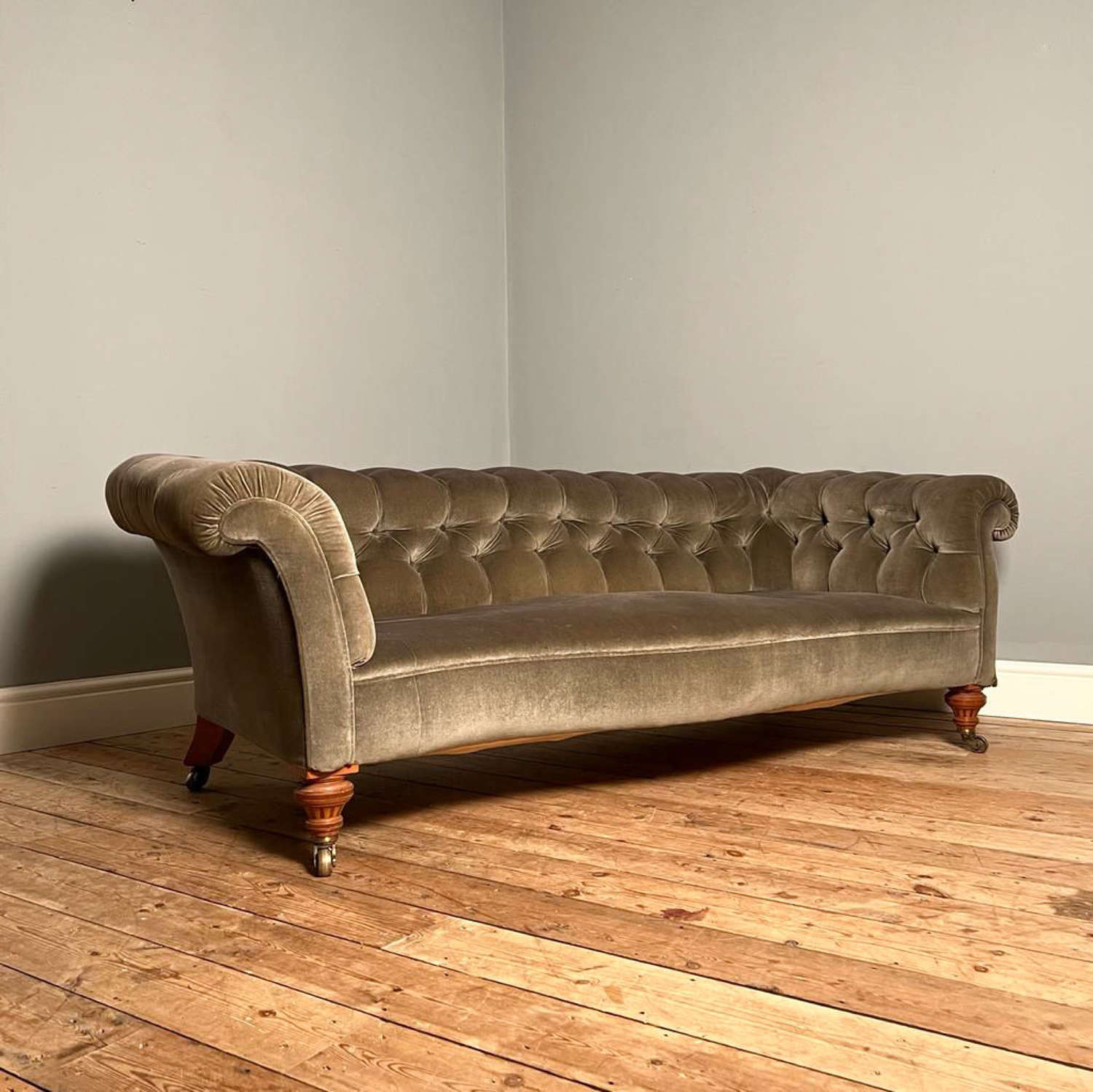 19th C Hindley & Sons Chesterfield Sofa