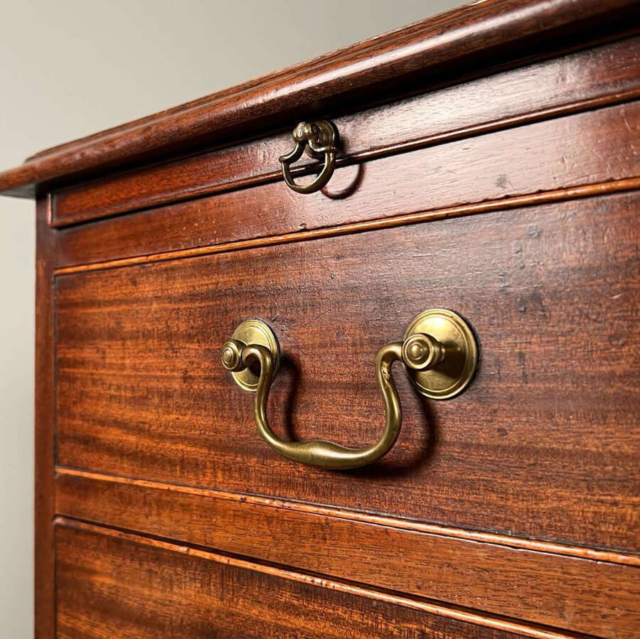 18th Century Mahogany Bachelors Chest