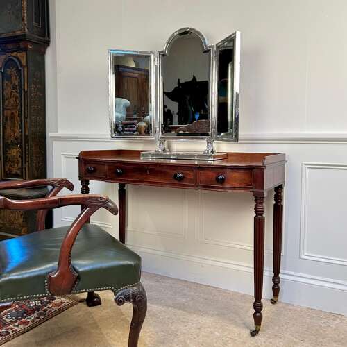 Fine Quality Silver Triptych Dressing Table Mirror